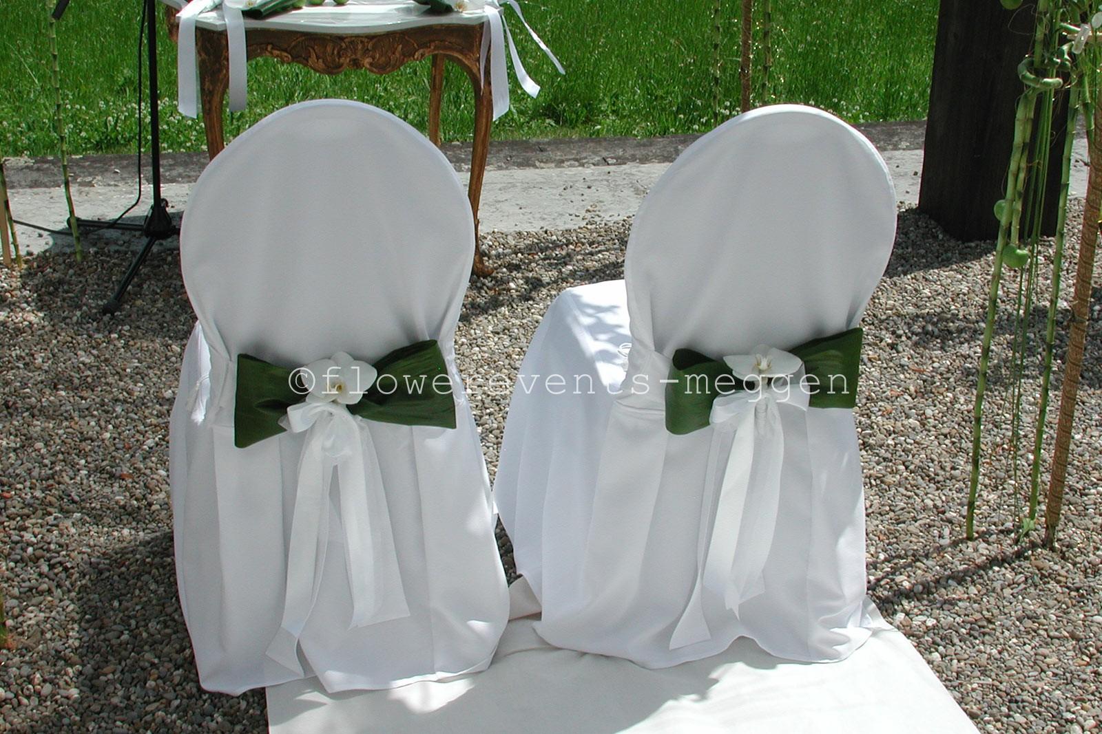 Stühle für das Brautpaar