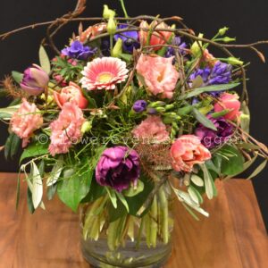 Bouquet de saison en bleu et rosé