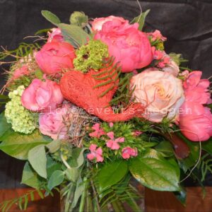 From-hearts-bouquet in pink